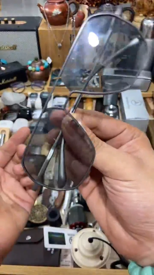 瓷片闪购商品  如图所示