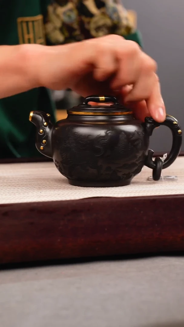 茶壶紫砂石黄 如意鼓壶 麒麟 描金