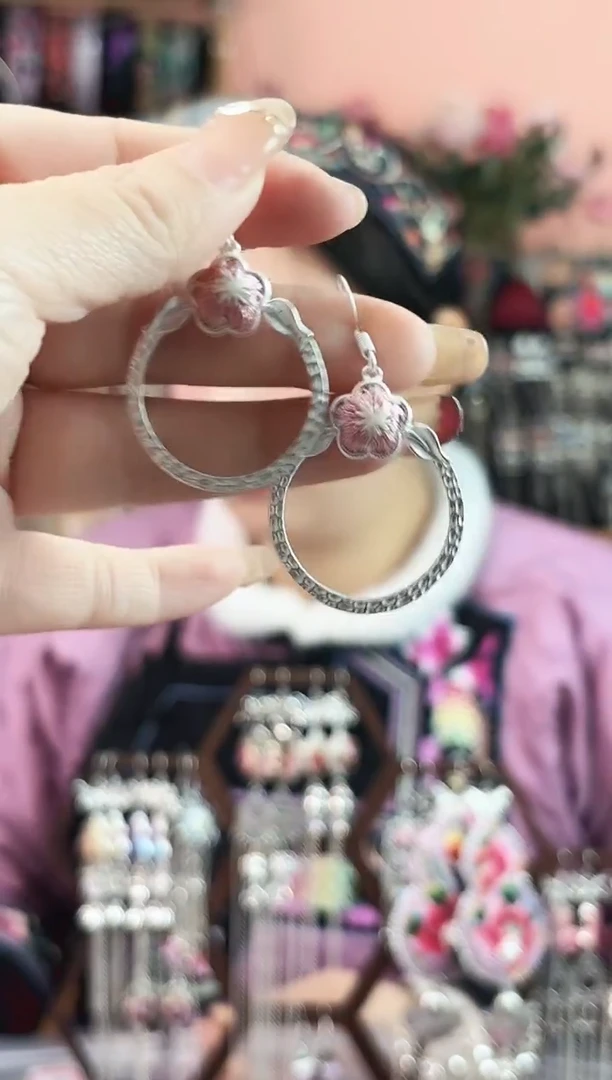 艺枝独绣手工饰品171