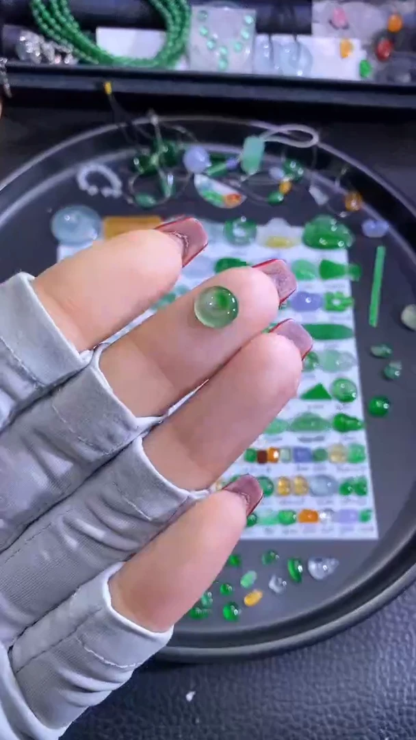 未镶嵌挂件翡翠扣子