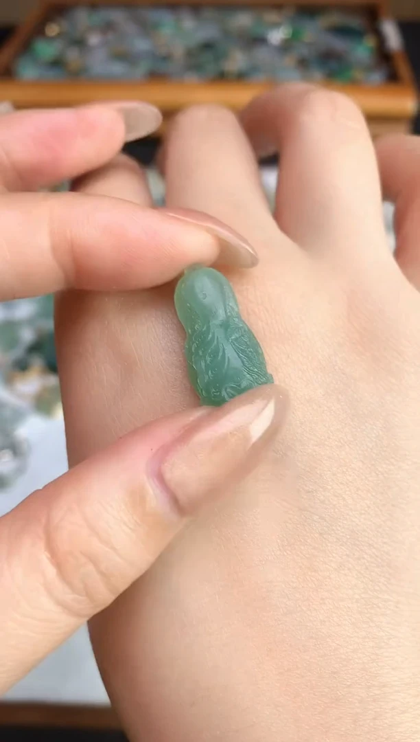 未镶嵌定制翡翠25111601