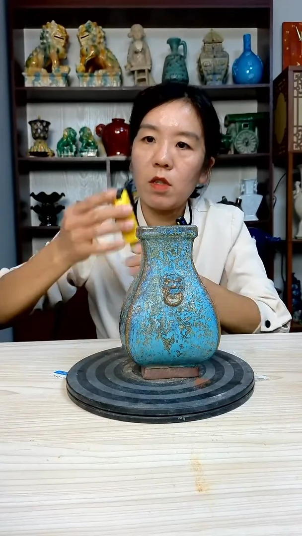 经典微瑕疵介意勿拍复古风格瓷器