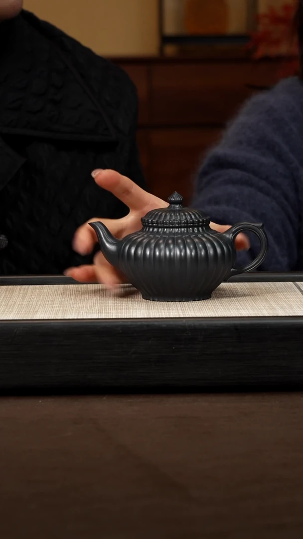 茶壶紫砂【P032】笑樱  230c   BJZ