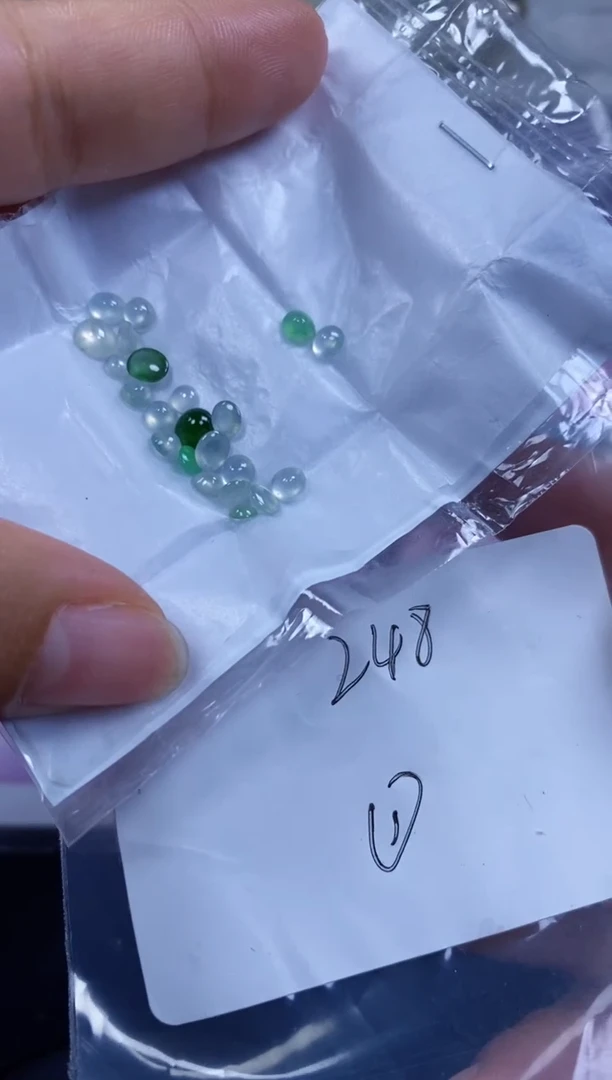 未镶嵌定制翡翠1