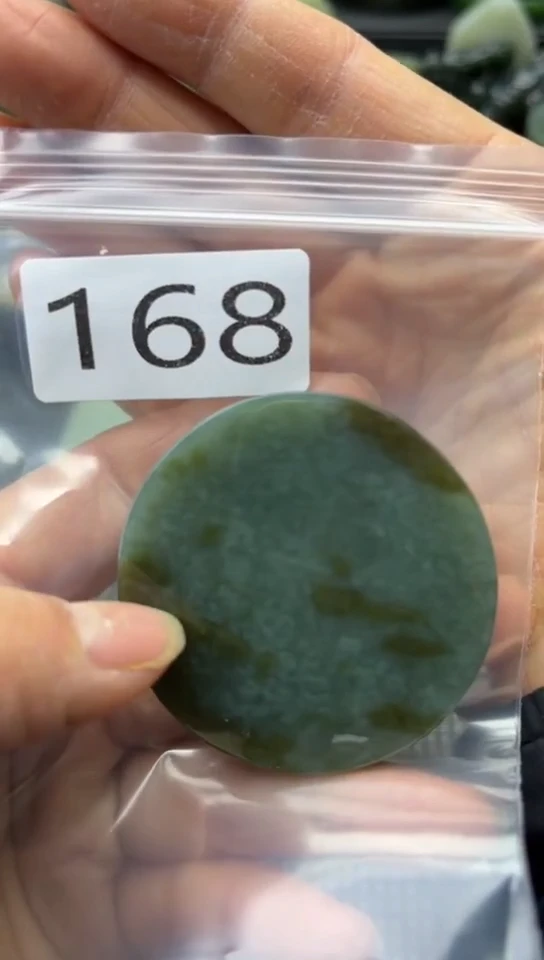 未镶嵌和田玉珠宝半成品镯芯