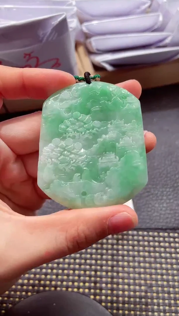 颈饰未镶嵌翡翠000111