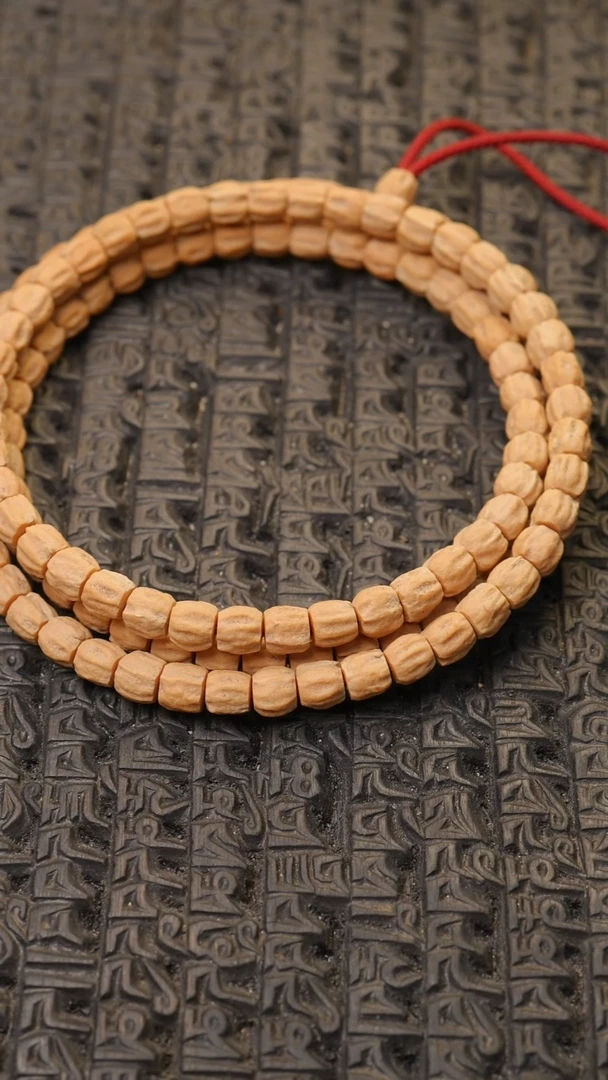 【闪购商品】柏香籽/百香籽手串油皮高桩顺