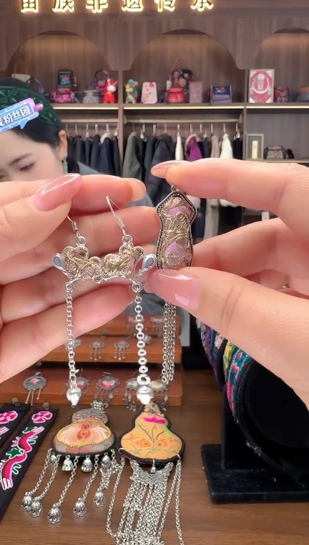 刺绣扶光苗绣传承4