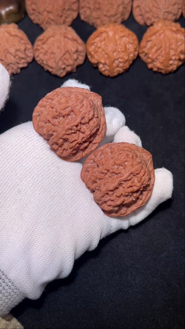 把件文玩核桃精品红皮满天星40全品