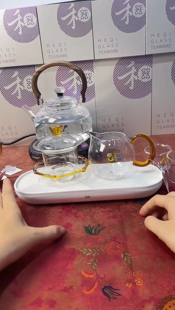 荷禾盖碗浅黄色+畅然茶海浅黄色
