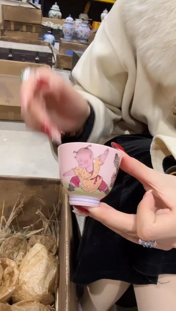 杯子陶瓷红稀红色举手童子小杯+礼盒