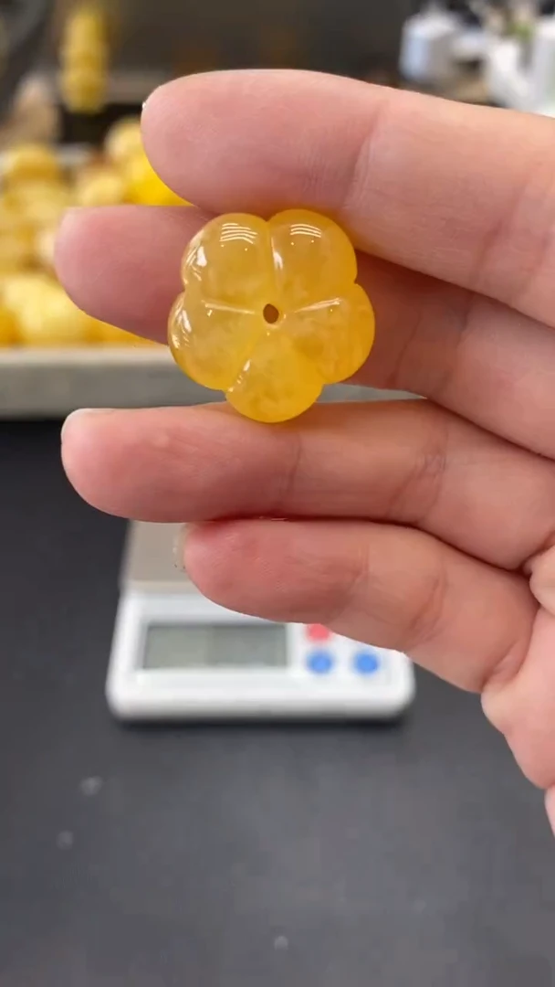 琥珀未镶嵌珠宝奇石1525