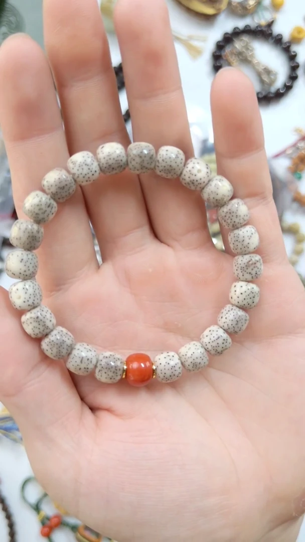 手串星月菩提灰瓷料正月侧留白9*8mm