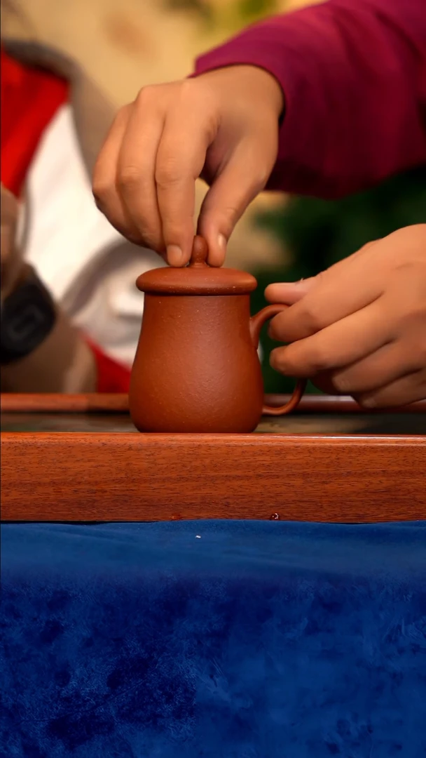 宜兴紫砂 紫砂茶壶 CJY 盖杯