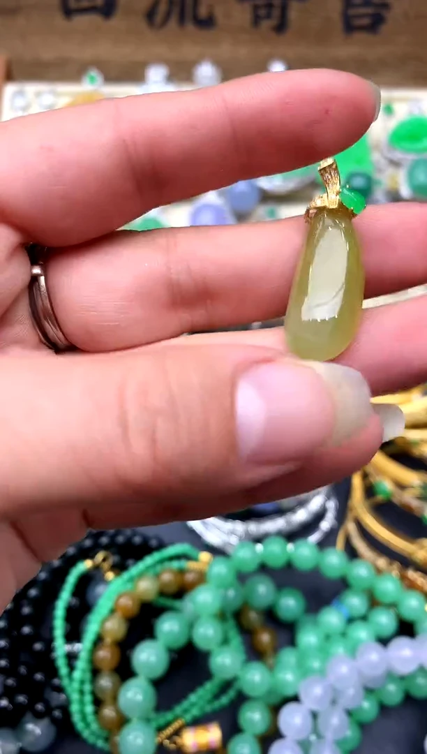 【闪购商品】翡翠颈饰18K金镶嵌92-中国好珍宝