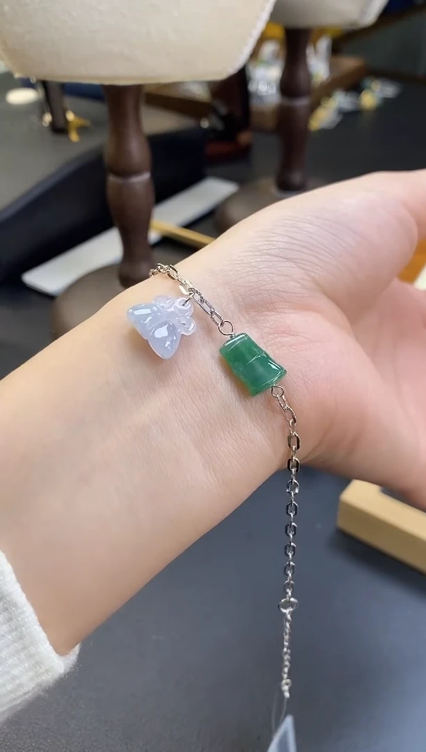 颈饰银S925镶嵌翡翠19524