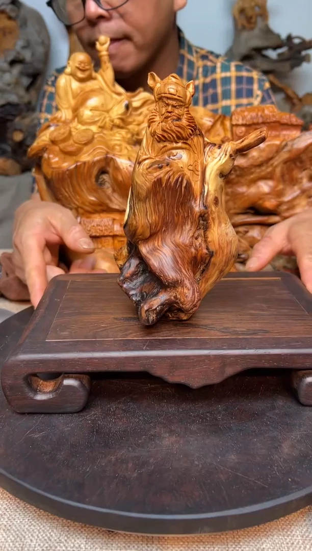 柏木（崖柏）崖柏雕刻件