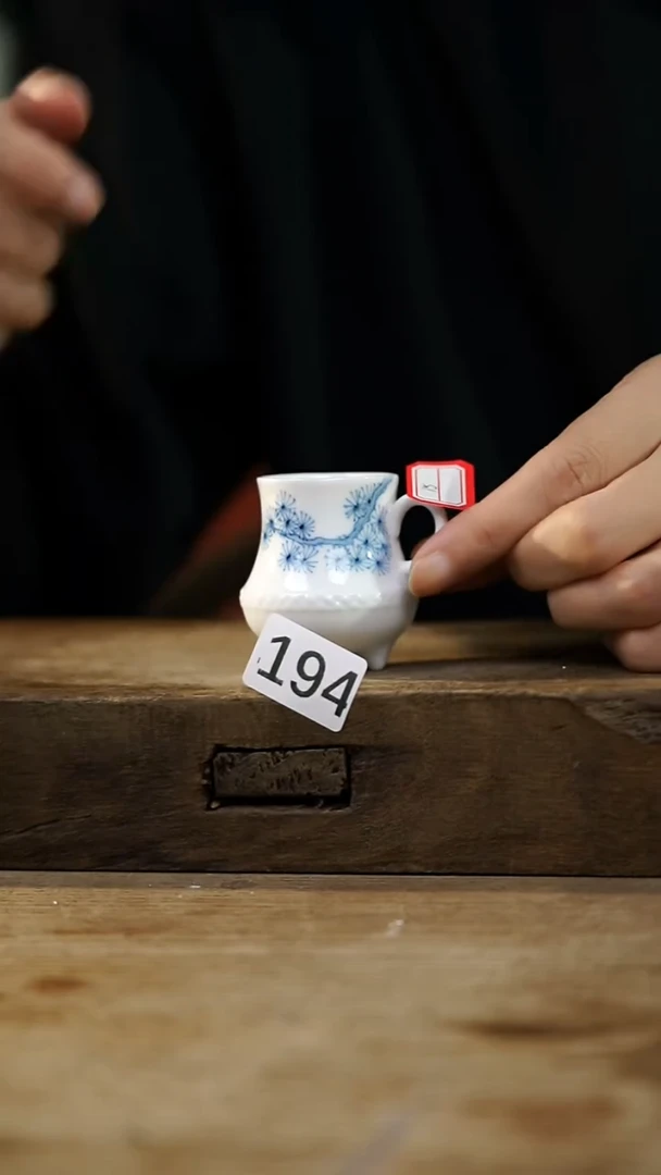 瓷片开播福利！！不顾一切之落单福利！！杯