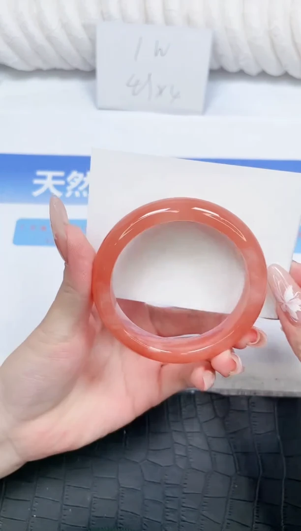 未镶嵌手镯石英质玉86-56