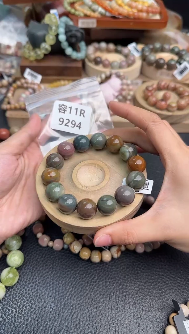 未镶嵌手链石英质玉A****?11R9294