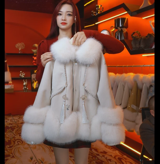 D-M【5563】轻奢时尚洋气加绒加厚气质女中式秋冬季保暖大毛领外套