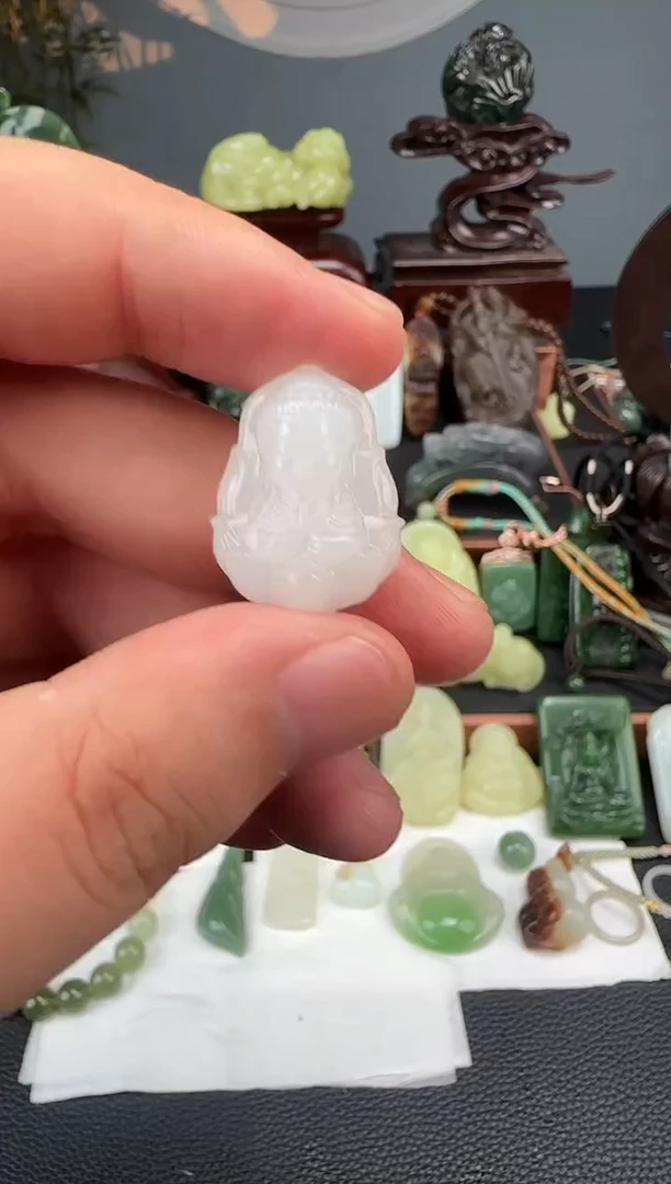 和田玉未镶嵌颈饰和田玉