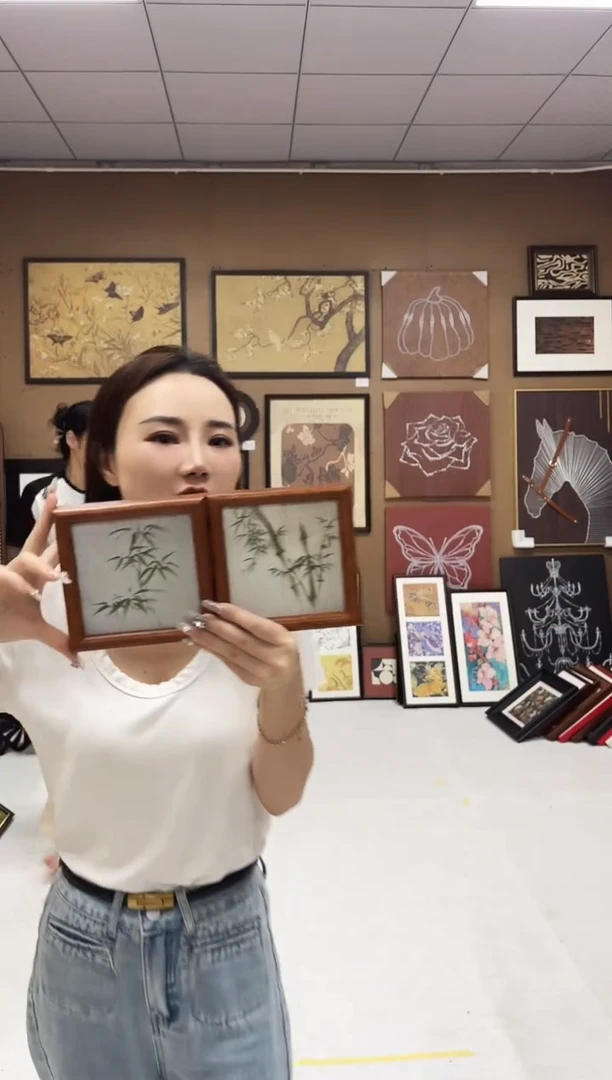 竖款福利摆台  15*15  2副