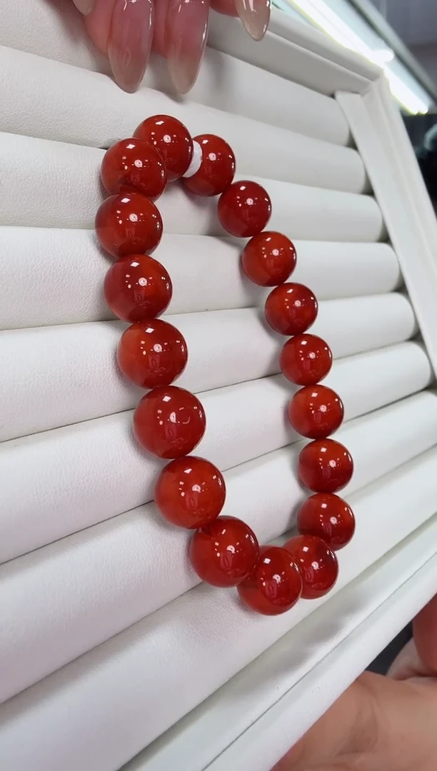 未镶嵌瓦西手串11+南红玛瑙一个/条