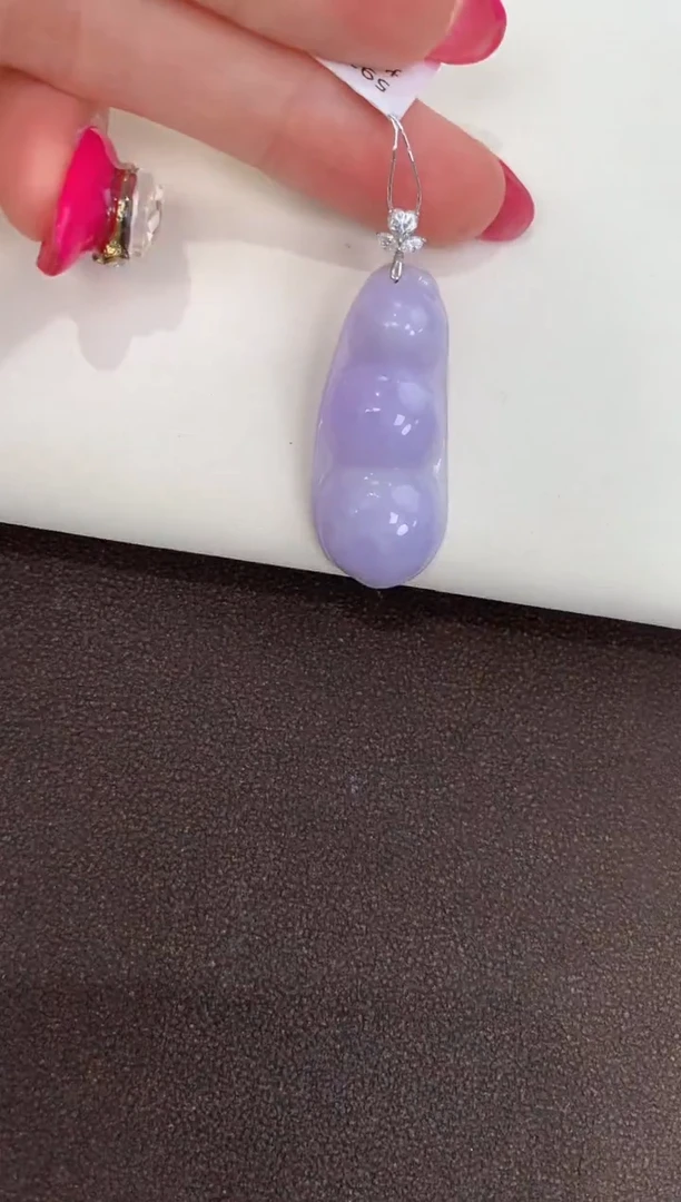 颈饰18K金镶嵌翡翠天然缅甸a货翡翠