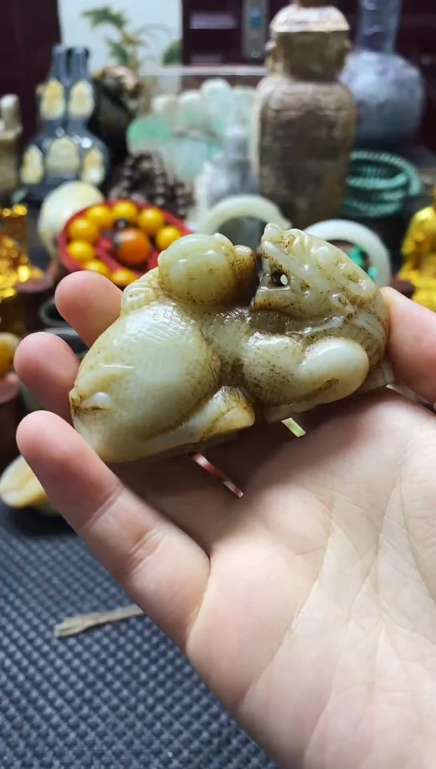 未镶嵌和田玉挂件麒麟