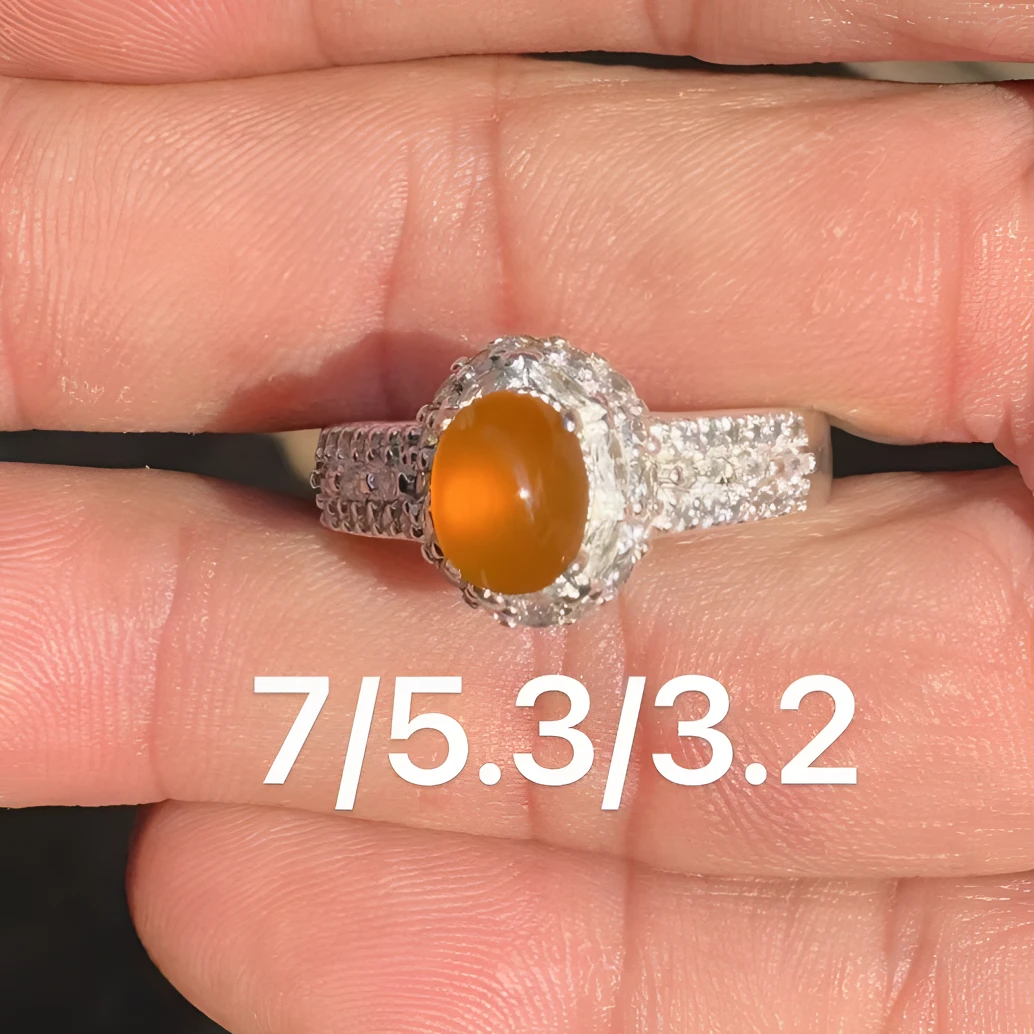 0114(小哪吒在源头)冰玻种翡翠炸光黄翡戒面干净饱满荧光足M30