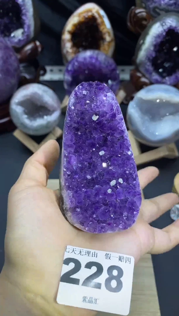 未镶嵌大型摆件（非配饰）紫晶228号摆件