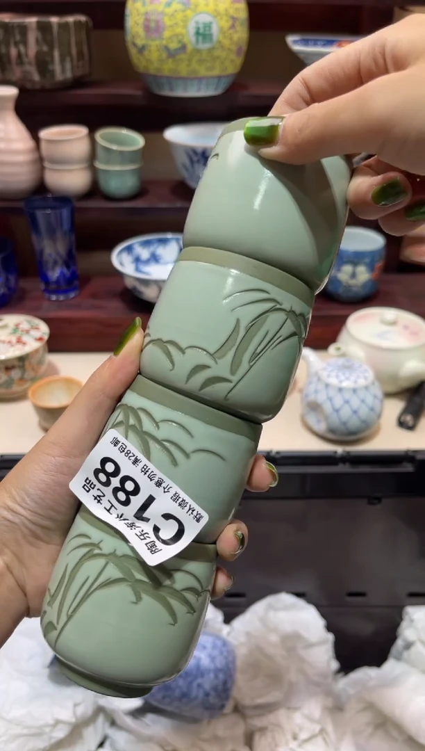 瓷片迂*           C188