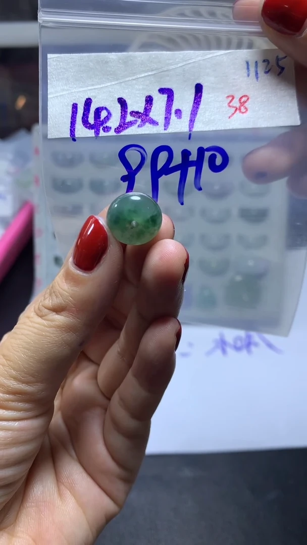 未镶嵌定制翡翠毛货需精细抛光拍一发一