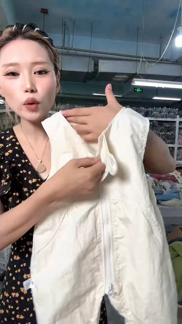 聚酯纤维（涤纶）8036.1米80