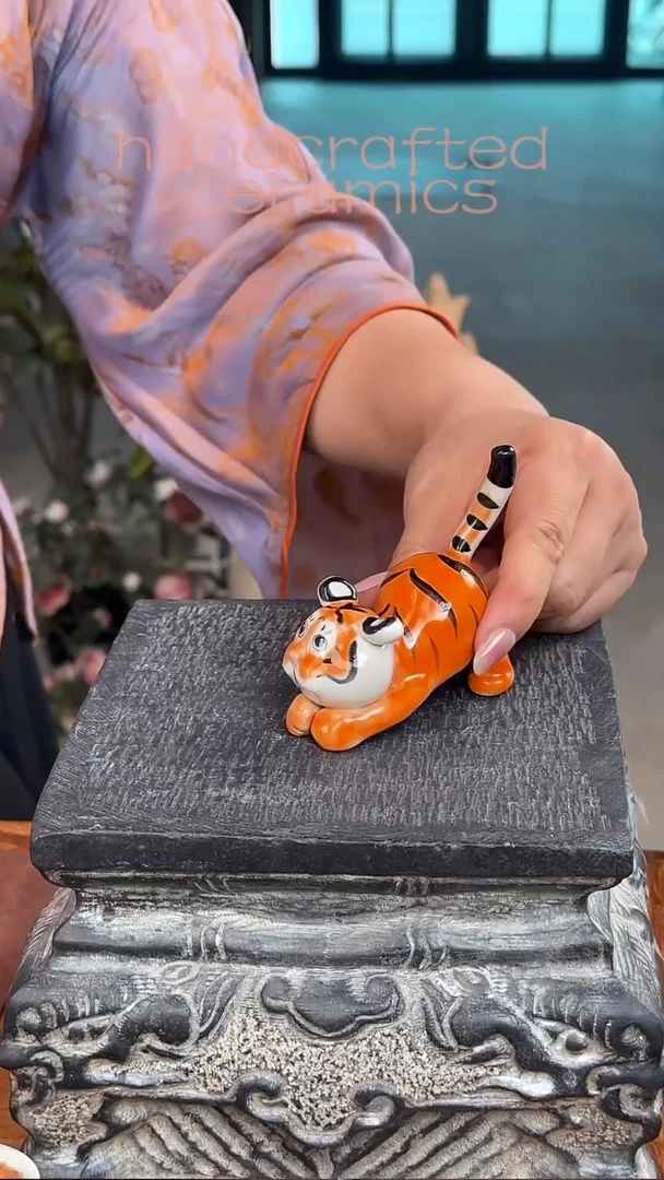 陶瓷釉下彩捏塑摆件