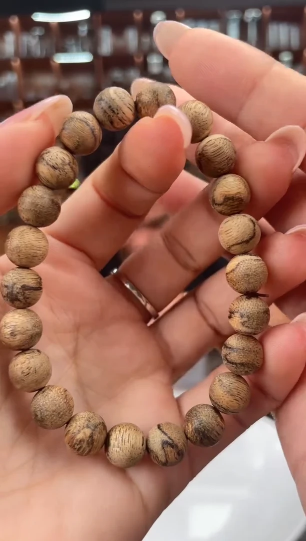 【闪购商品】沉香手串77号海南黑油格多样性发一条