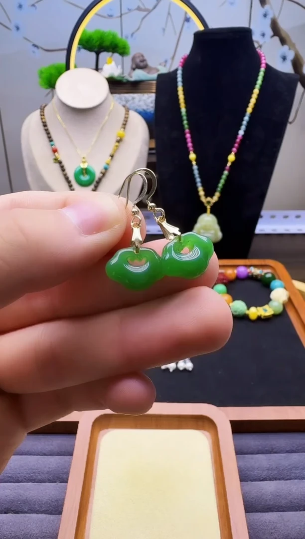 和田玉14K金镶嵌耳饰E179