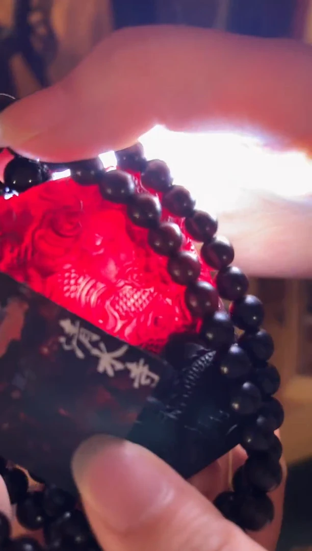 琥珀颈饰未镶嵌黑黑吊