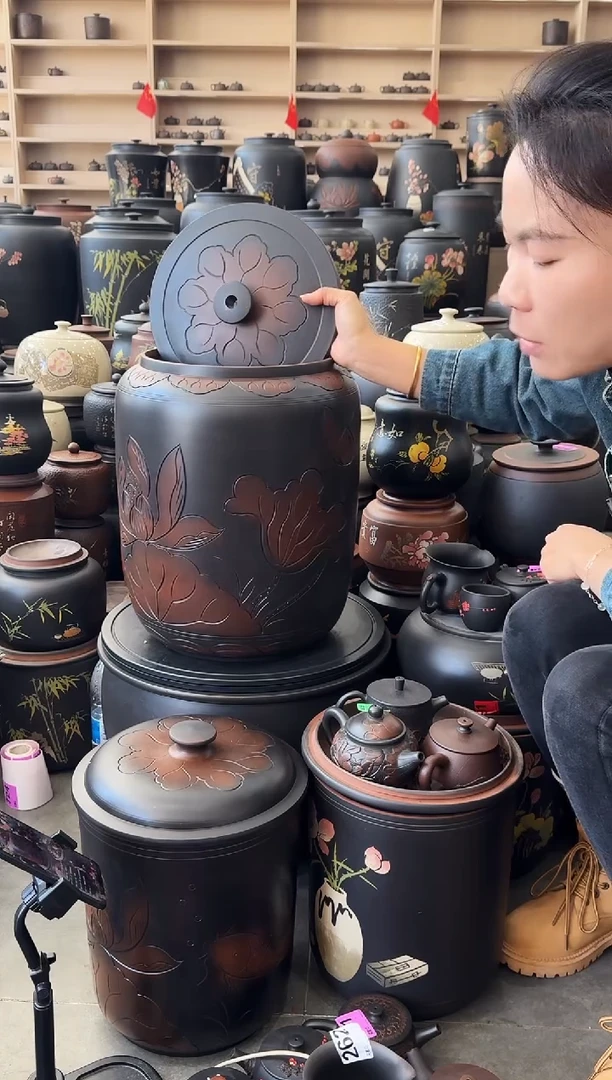 罐瑕疵水缸20升荷花  404