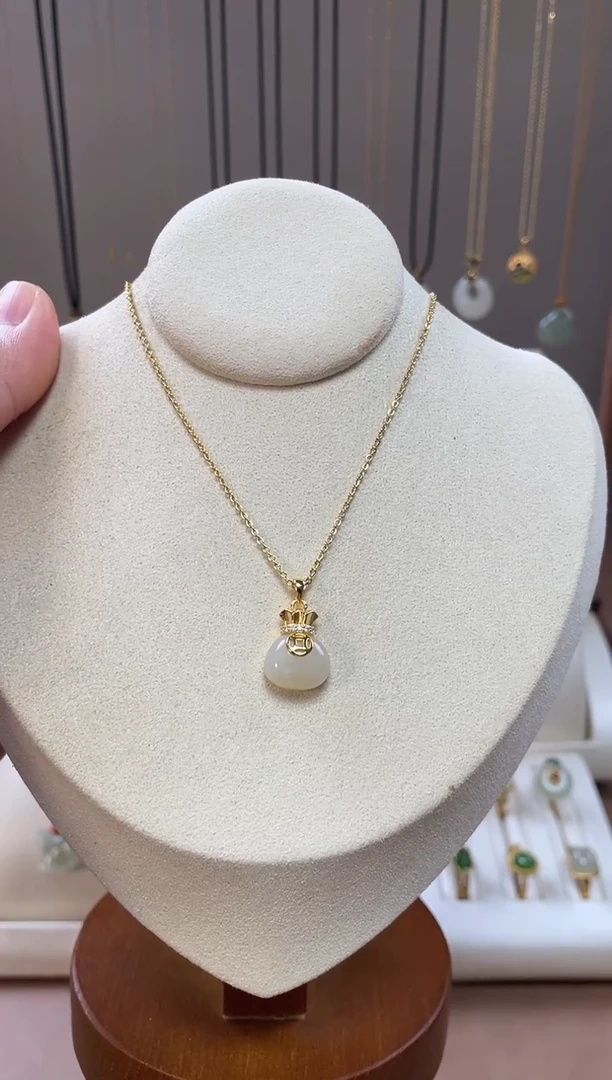 颈饰银S925镶嵌和田玉和田玉吊坠