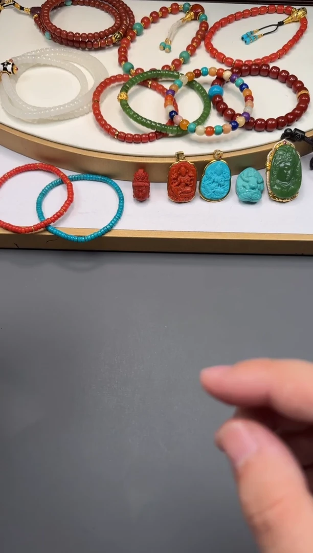 未镶嵌配饰南红玛瑙山***～1111