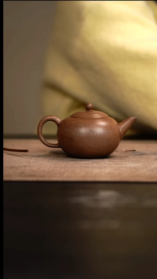 【闪购商品】紫砂茶壶剑流苹果壶段泥110cc