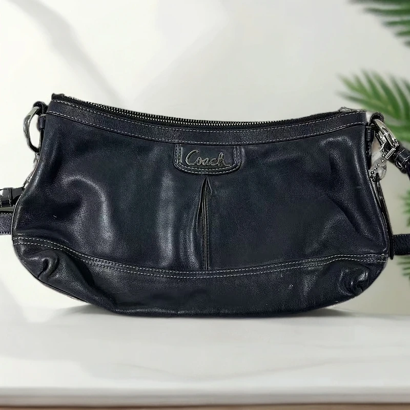 95新 COACH/蔻驰 95新COACH蔻驰黑色斜挎包G24020178底长30X19