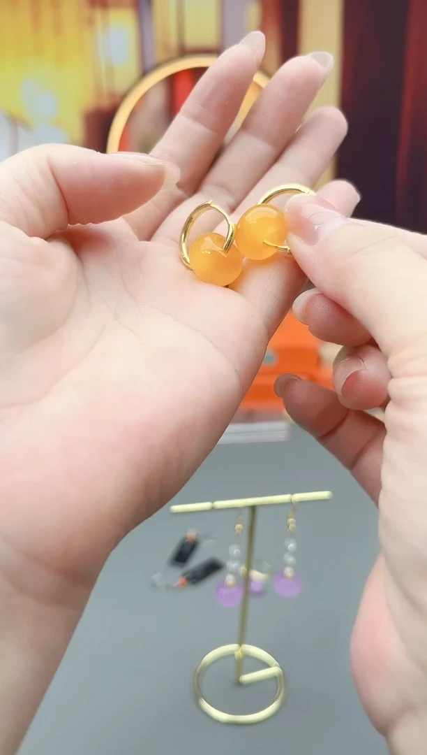 未镶嵌耳饰玛瑙/玉髓536