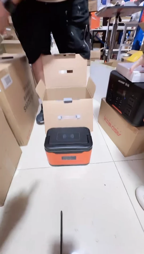 8新500W盒子/电子配件听主播讲解自行研究乐拍