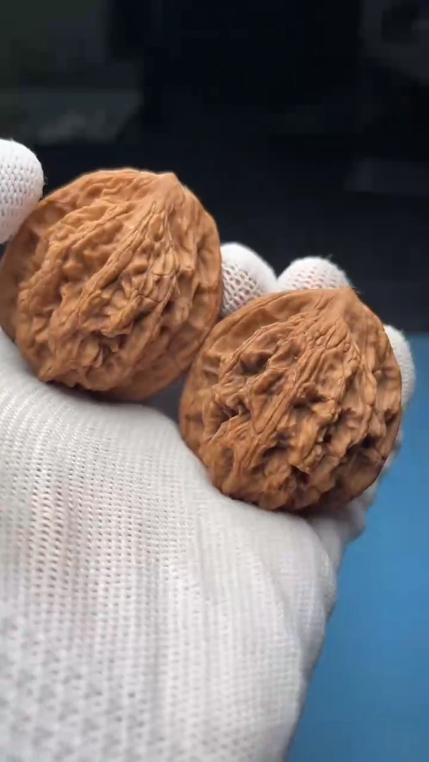 桃核把件a196  麦虎 39尺