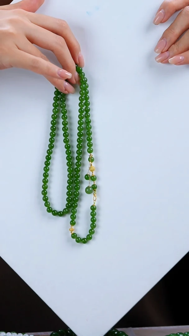 项链18K金镶嵌和田玉项链