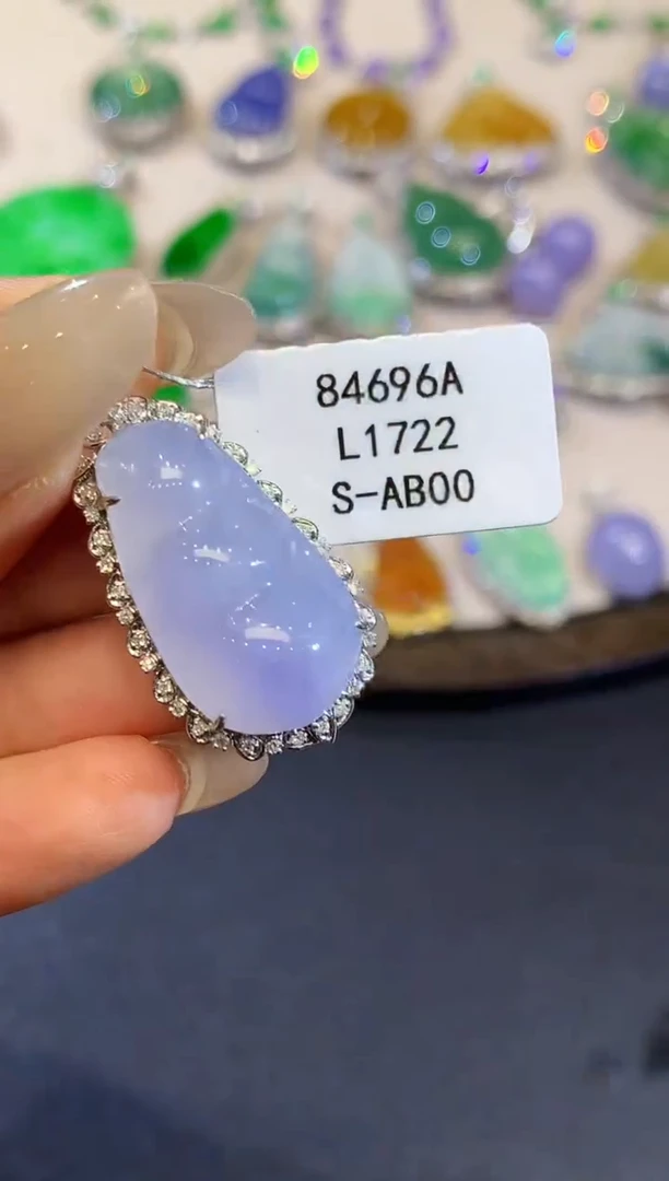 翡翠18K金镶嵌吊坠(不含链)L1722多样性发其一