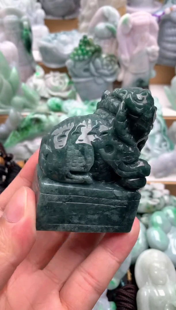 吊坠(不含链)未镶嵌翡翠1